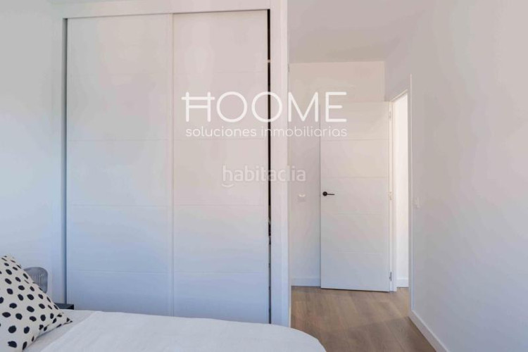 Ático atico con 20 metros de terraza, piscina, garaje opcional, 3 habitaciones 2 baños a estrenar, Castillachamartin en Madrid