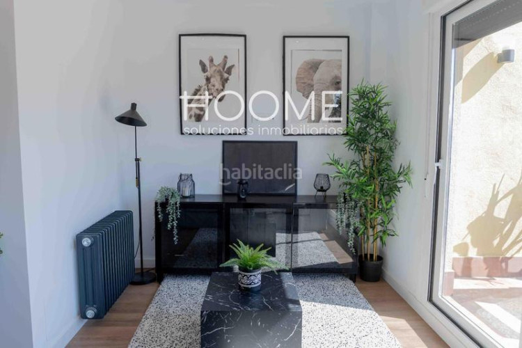 Ático atico con 20 metros de terraza, piscina, garaje opcional, 3 habitaciones 2 baños a estrenar, Castillachamartin en Madrid