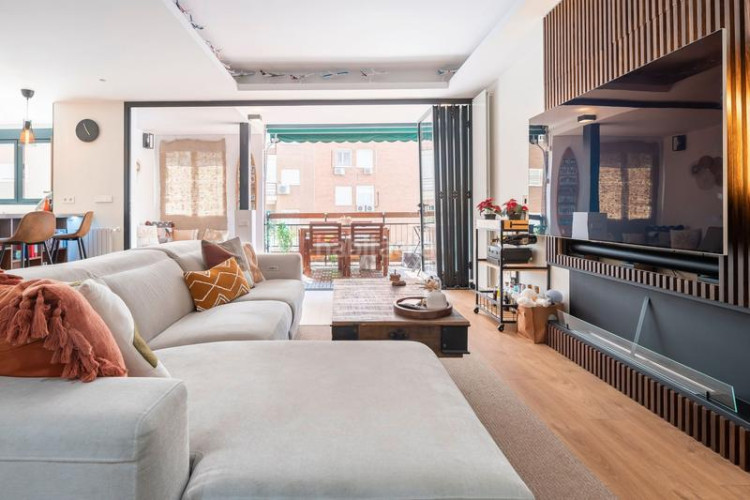 Piso  en venta en c. de núñez morgado en Castilla Madrid