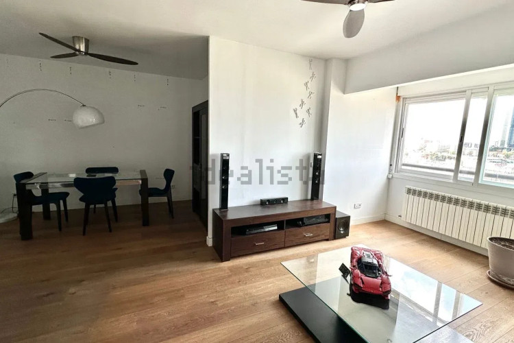 Piso en avenida de Burgos