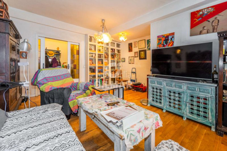 Piso  de 114 m en el barrio de Castilla, con 4 dormitorios y excelente ubicación una oportunidad única tanto para vivir como para i en Madrid