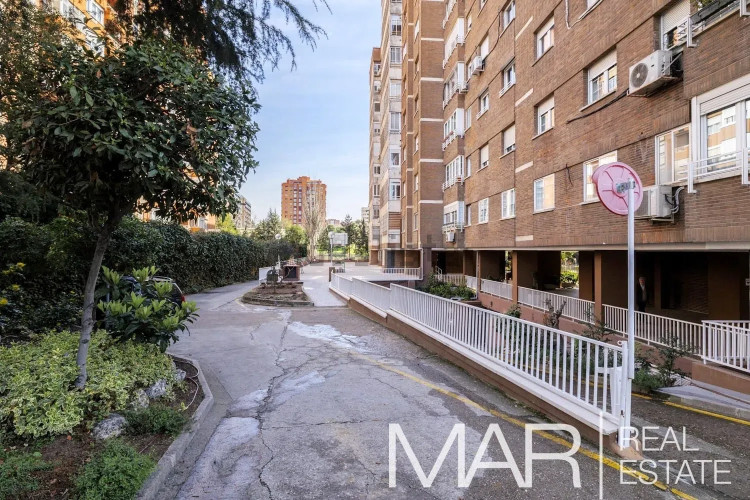 Piso en avenida de Burgos