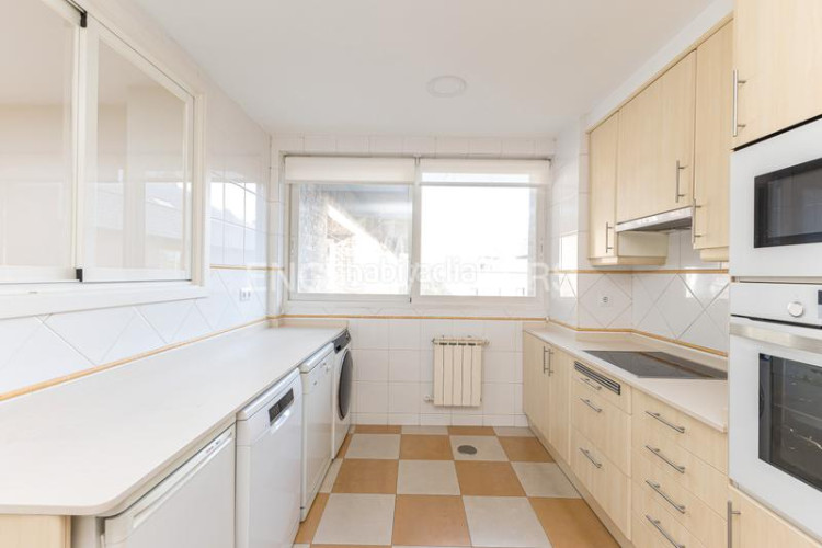 Ático exclusivo ático en chamartín lujo con espacio y ubicación deseada. en Madrid
