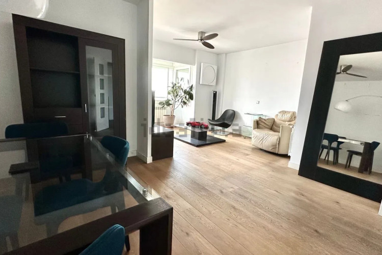 Piso en avenida de Burgos