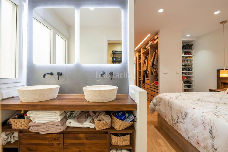 Piso  en venta en c. de núñez morgado en Castilla Madrid