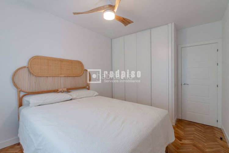 Piso fantástico apartamento en la avenida de burgos en Madrid