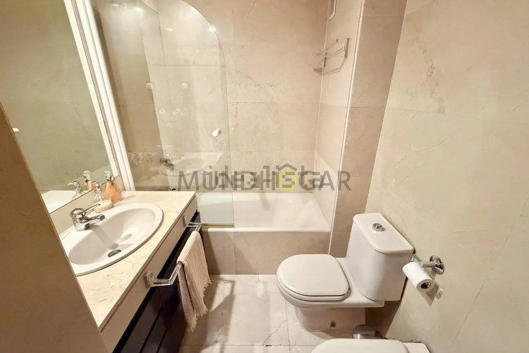 Piso en calle de Pastora Imperio