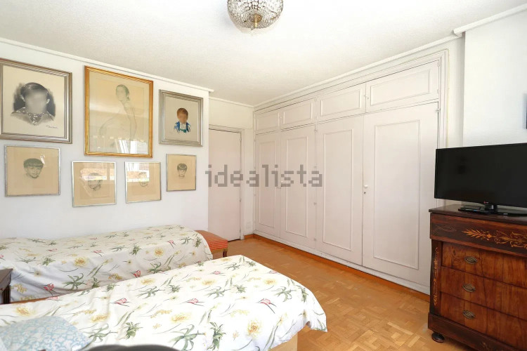Piso en venta en Calle de Enrique Larreta