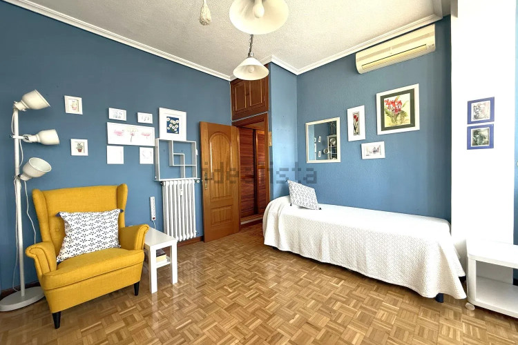 Piso en calle de San Ramón Nonato