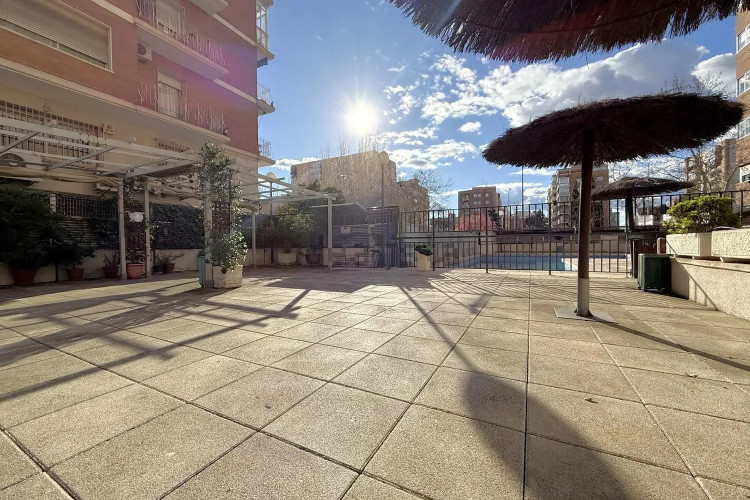 Piso en calle de San Ramón Nonato