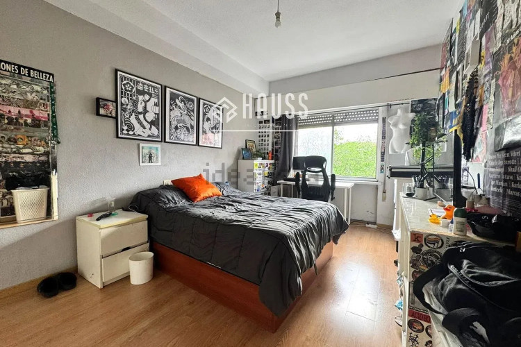 Piso en venta en Avenida de Pío XII