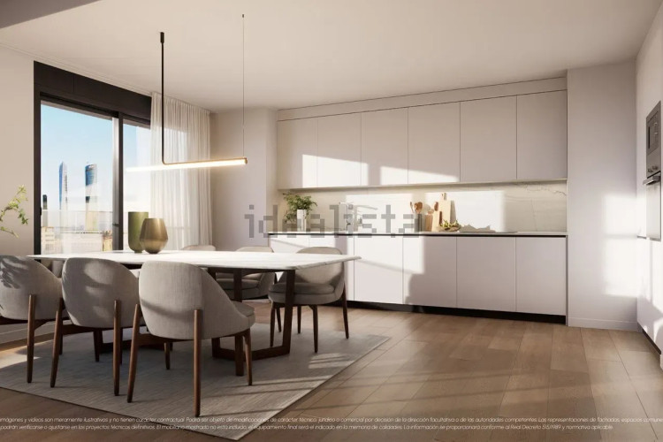 Piso en avenida de Burgos, 18