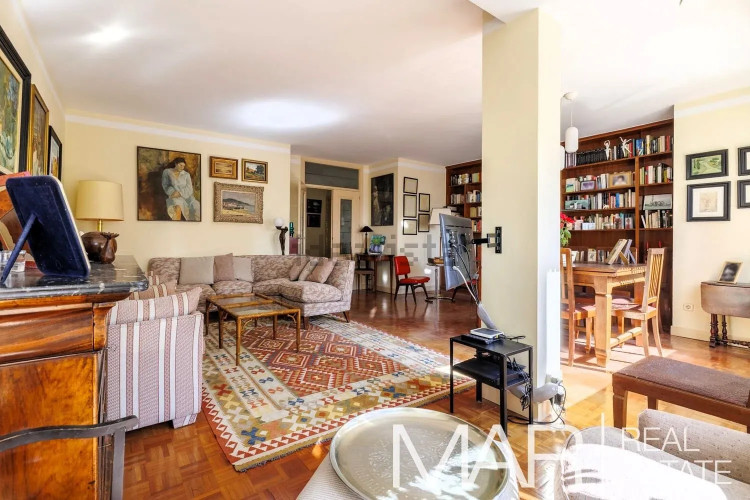 Piso en avenida de Burgos