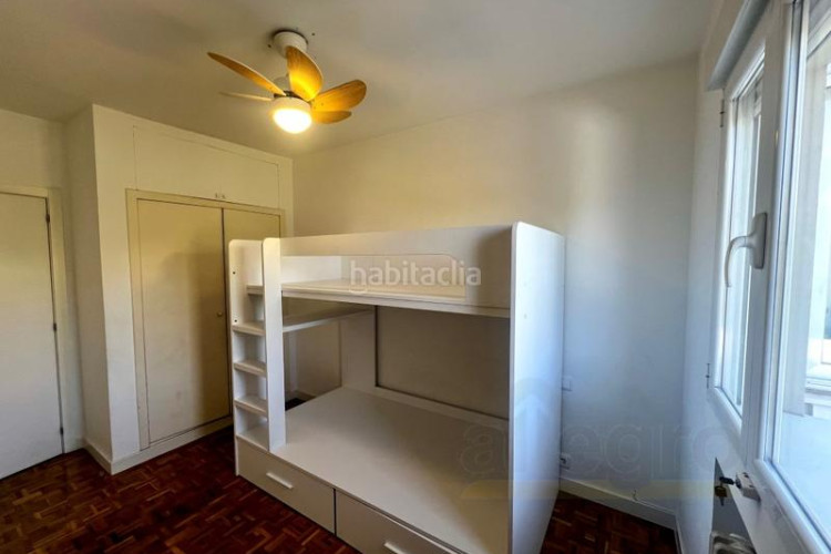 Piso exclusiva vivienda en finca representativa con piscina, garaje, y trastero en zona chamartín. en Madrid