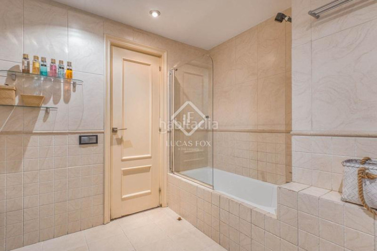 Piso exclusivo ático dúplex de 3 dormitorios con vistas incomparables en venta en chamartín, en Madrid