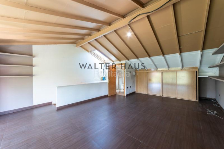 Chalet exclusivo chalet adosado con piscina y gran potencial en venta, en hispanoamérica, chamartín, en Madrid
