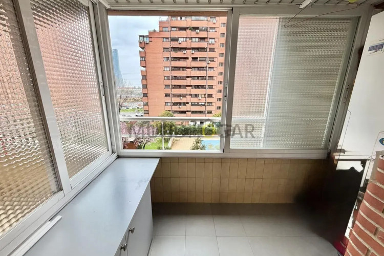 Piso en calle de Pastora Imperio