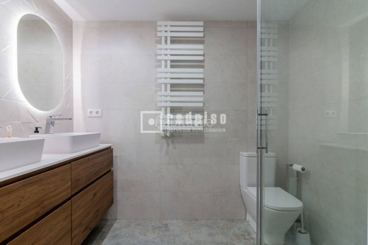 Piso fantástico apartamento en la avenida de burgos en Madrid