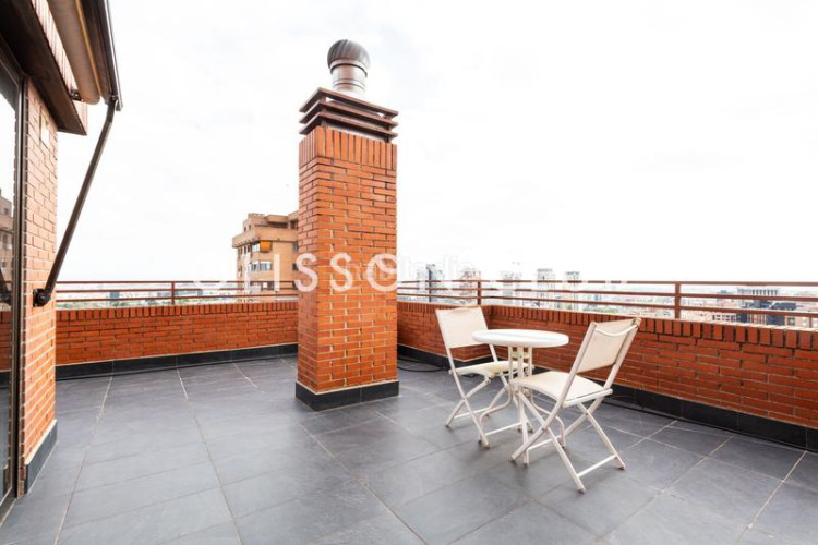 Ático exclusivo ático dúplex en chamartín, junto a nuevo norte terraza, luz y futuro en Madrid