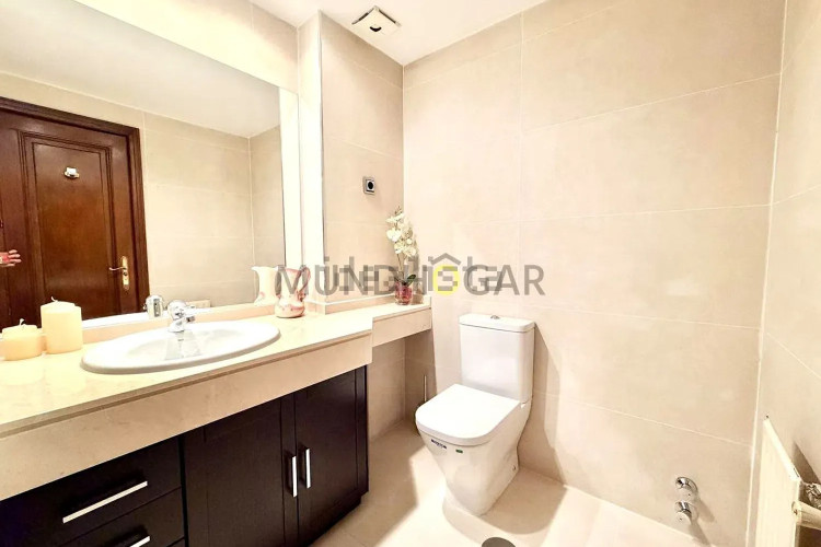 Piso en calle de Pastora Imperio