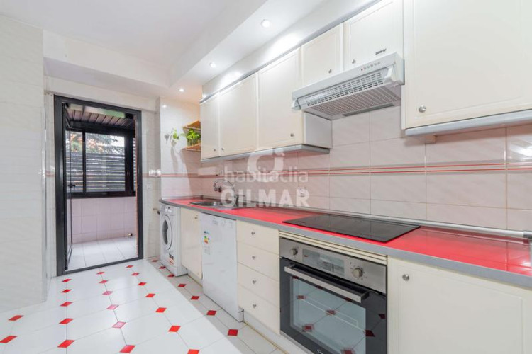 Piso en el prestigioso barrio de chamartín, , se encuentra esta vivienda en altura que representa una oportunidad única para aque en Madrid