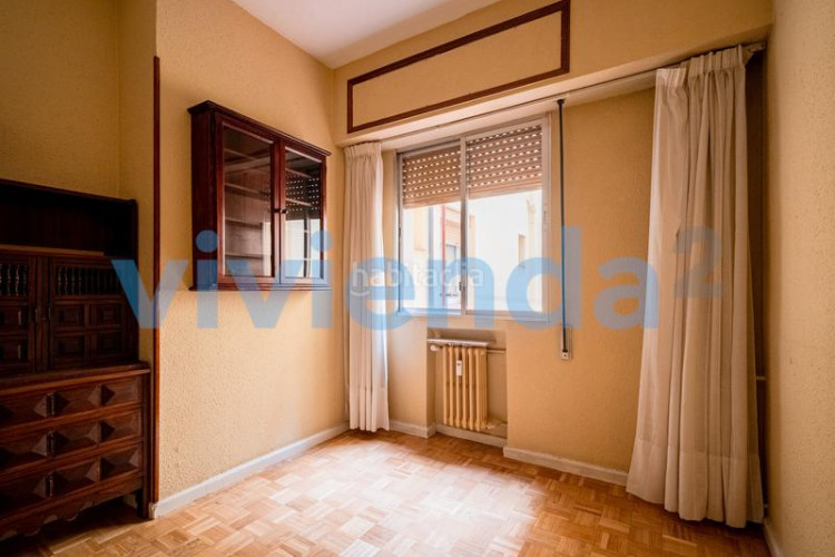 Piso  en Castilla, 132 m2, 5 dormitorios, 2 baxf1os, 829.000 euros en Madrid