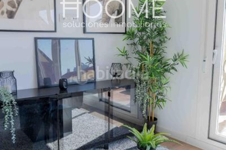 Ático atico con 20 metros de terraza, piscina, garaje opcional, 3 habitaciones 2 baños a estrenar, Castillachamartin en Madrid