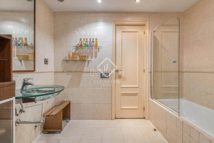 Piso exclusivo ático dúplex de 3 dormitorios con vistas incomparables en venta en chamartín, en Madrid