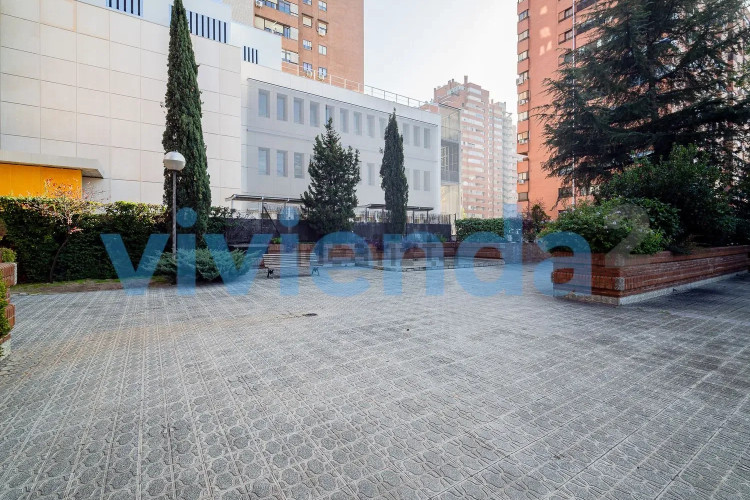 Piso en avenida de Burgos