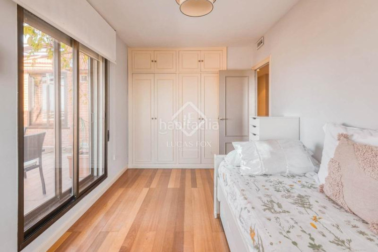 Piso exclusivo ático dúplex de 3 dormitorios con vistas incomparables en venta en chamartín, en Madrid