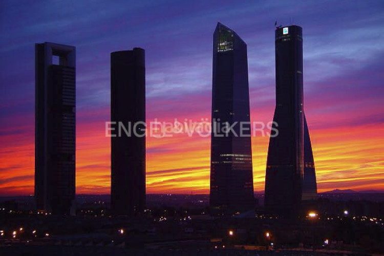 Ático exclusivo ático en chamartín lujo con terrazas y vistas a las montañas en Madrid