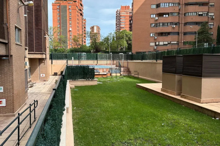 Piso en avenida de Burgos