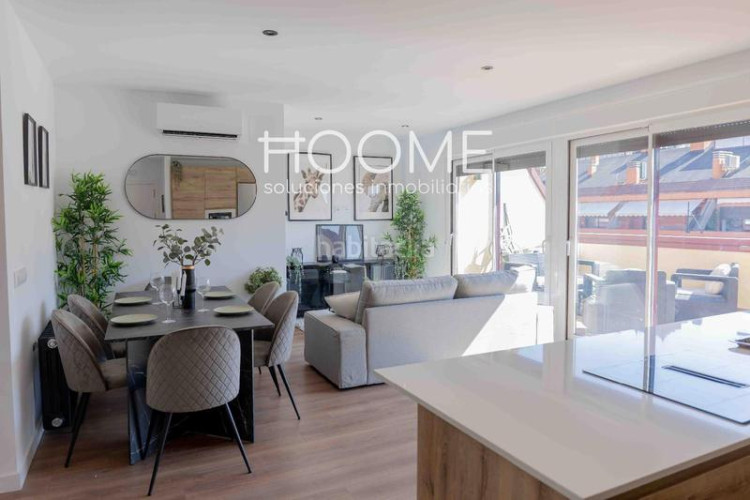 Ático atico con 20 metros de terraza, piscina, garaje opcional, 3 habitaciones 2 baños a estrenar, Castillachamartin en Madrid