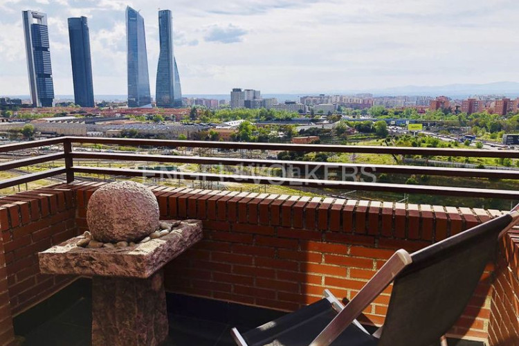 Ático exclusivo ático en chamartín lujo con terrazas y vistas a las montañas en Madrid