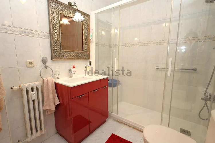 Piso en venta en Calle de Enrique Larreta