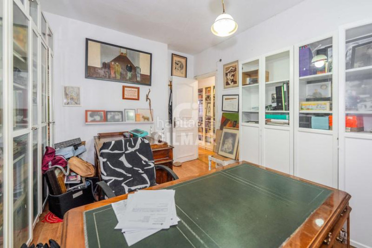 Piso  de 114 m en el barrio de Castilla, con 4 dormitorios y excelente ubicación una oportunidad única tanto para vivir como para i en Madrid