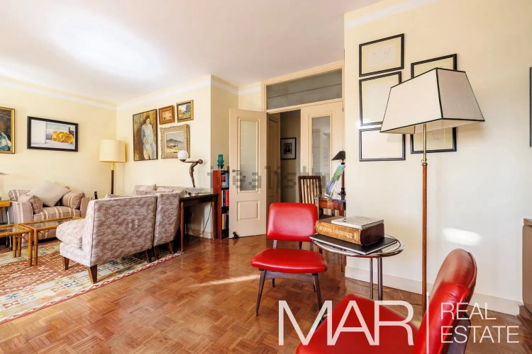 Piso en avenida de Burgos