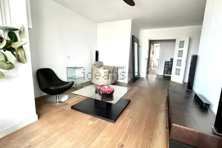 Piso en avenida de Burgos