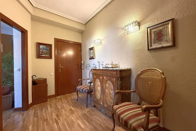 Piso en calle de San Ramón Nonato