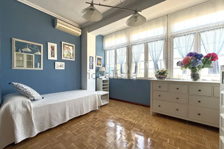 Piso en calle de San Ramón Nonato