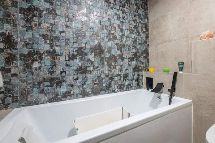 Piso  en venta en c. de núñez morgado en Castilla Madrid
