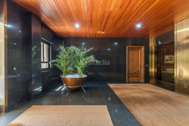 Apartamento maravilloso piso con vistas espectaculares y garaje en chamartín en Madrid