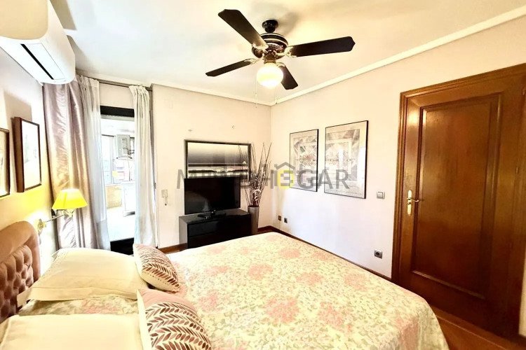 Piso en calle de Pastora Imperio