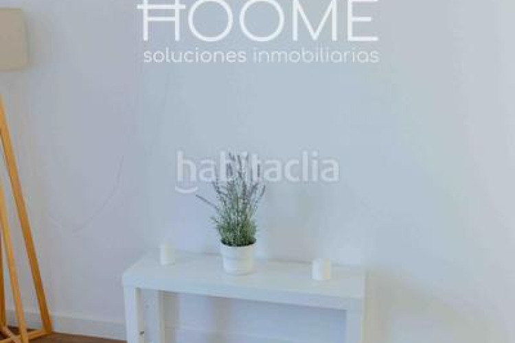 Ático atico con 20 metros de terraza, piscina, garaje opcional, 3 habitaciones 2 baños a estrenar, Castillachamartin en Madrid