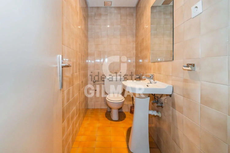 Piso en Castilla con plaza de garaje