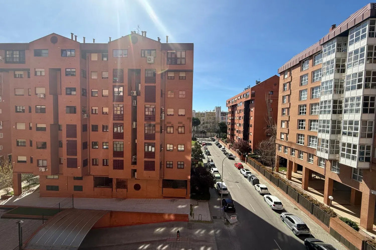 Piso en avenida de Pío XII