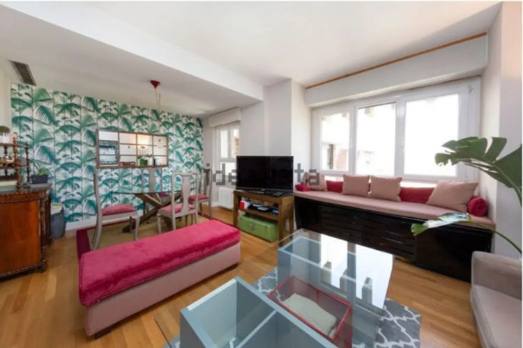 Piso en avenida de Pío XII