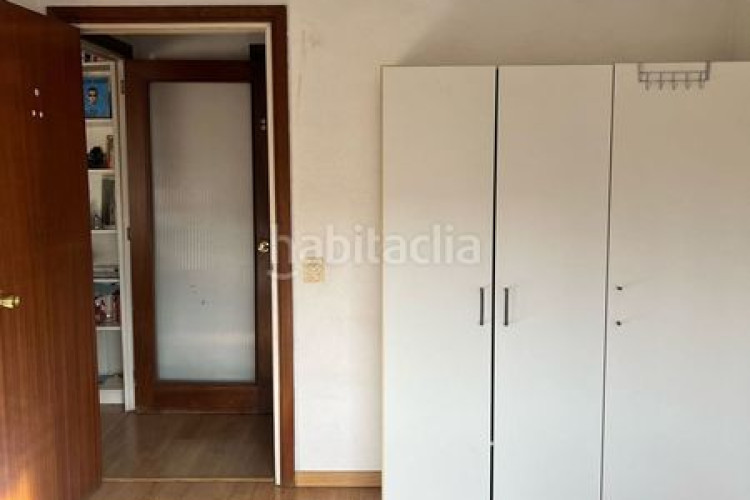 Ático inmejorable oportunidad de 3 habitaciones en Castilla en Madrid