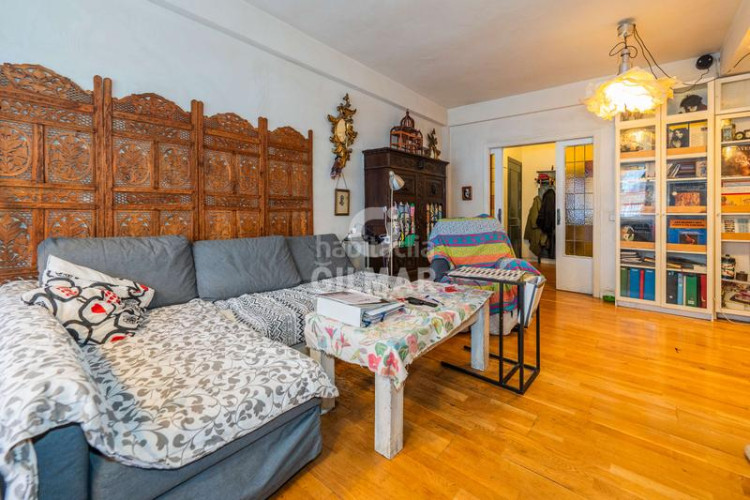 Piso  de 114 m en el barrio de Castilla, con 4 dormitorios y excelente ubicación una oportunidad única tanto para vivir como para i en Madrid