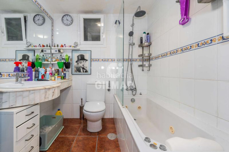 Piso  de 114 m en el barrio de Castilla, con 4 dormitorios y excelente ubicación una oportunidad única tanto para vivir como para i en Madrid